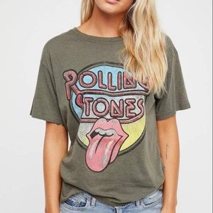 Rolling stone tee